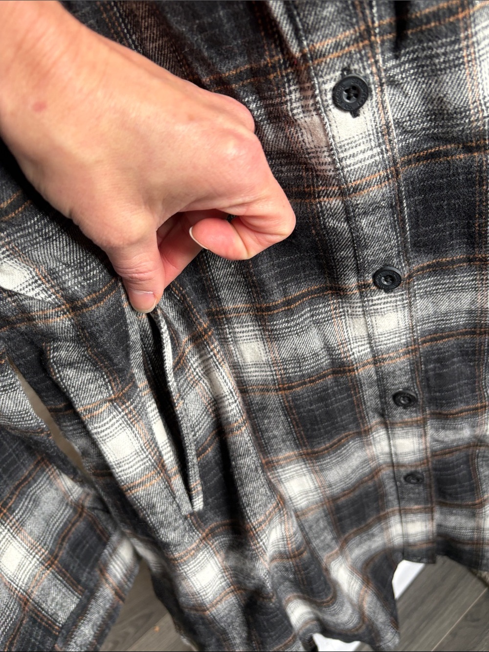 Stillwater Women's Brown Plaid Button-Down Shirt - NWOT - Picture 4 of 6